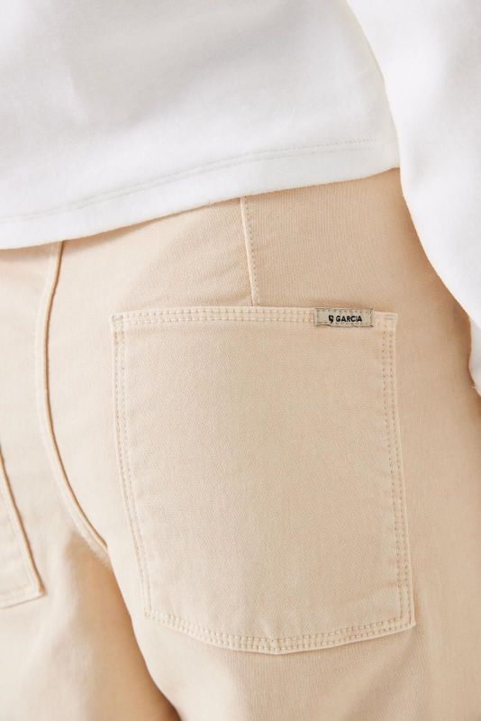 Garcia Jeansbroek Offwhite meisjes (Ivory cream denim w pockets - S42525-4016) - Victor & Camille Destelbergen