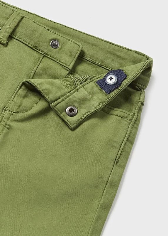 Mayoral Broek Groen baby jongens (5 pocket slim fit basic pant bayleaf - 563-022) - Victor & Camille Destelbergen