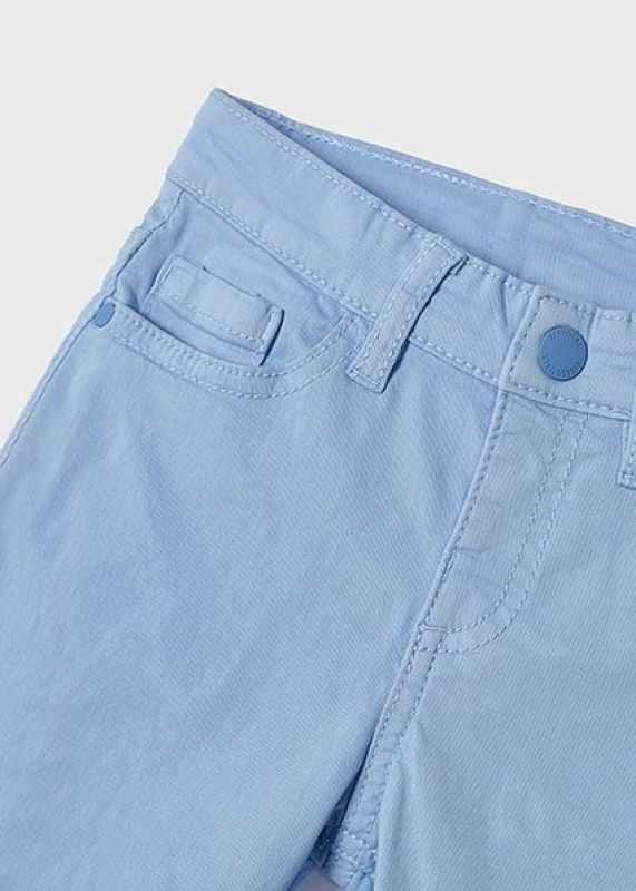 Mayoral Short Blauw jongens (Basic 5 pockets twill shorts powder blu - 204-064) - Victor & Camille Destelbergen