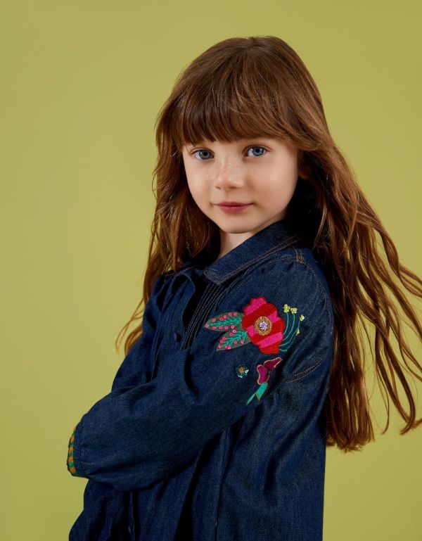 Oilily Jurk Denim blue meisjes (Dash dress denim with flower - YF24GDR203) - Victor & Camille Destelbergen