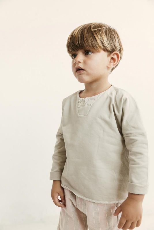 Petit Indi Sweater Beige jongens (Sweatshirt beige knoopjes - BK.81.03) - Victor & Camille Destelbergen